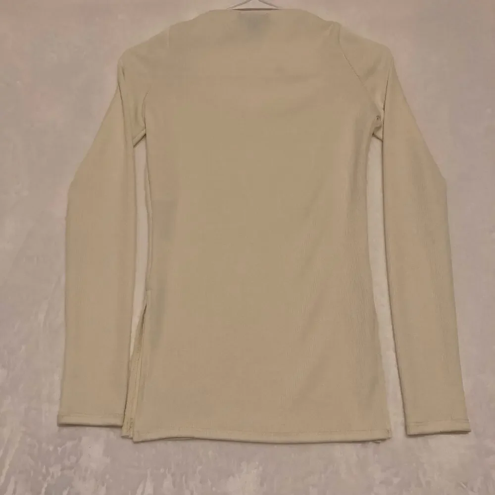Pretty Little Thing Shirt Size 0